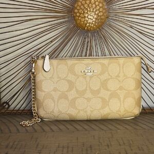 Coach Clutch With Coach Gold Toned Metal Strap Excellent